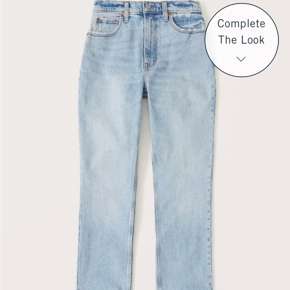A&F Curve Love 90s Straight Jean